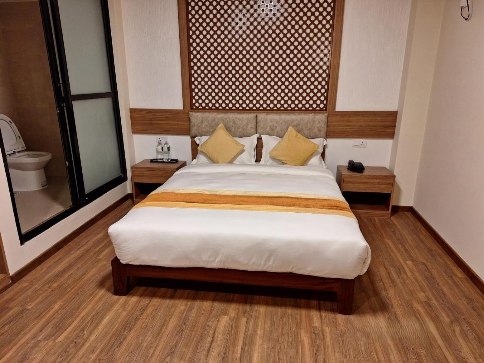 Hotel Himalayan Villa Нагаркот Екстер'єр фото