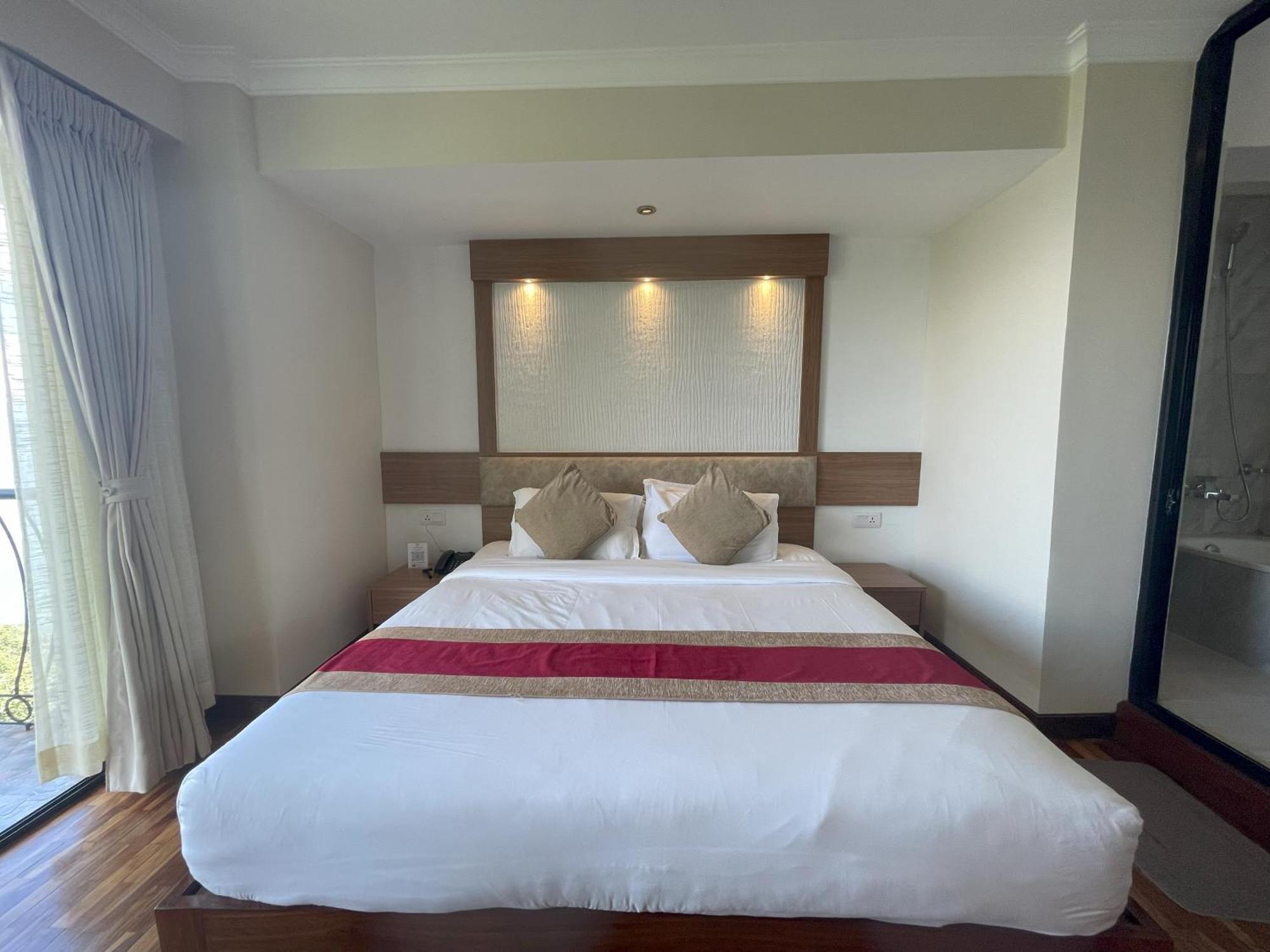 Hotel Himalayan Villa Нагаркот Екстер'єр фото