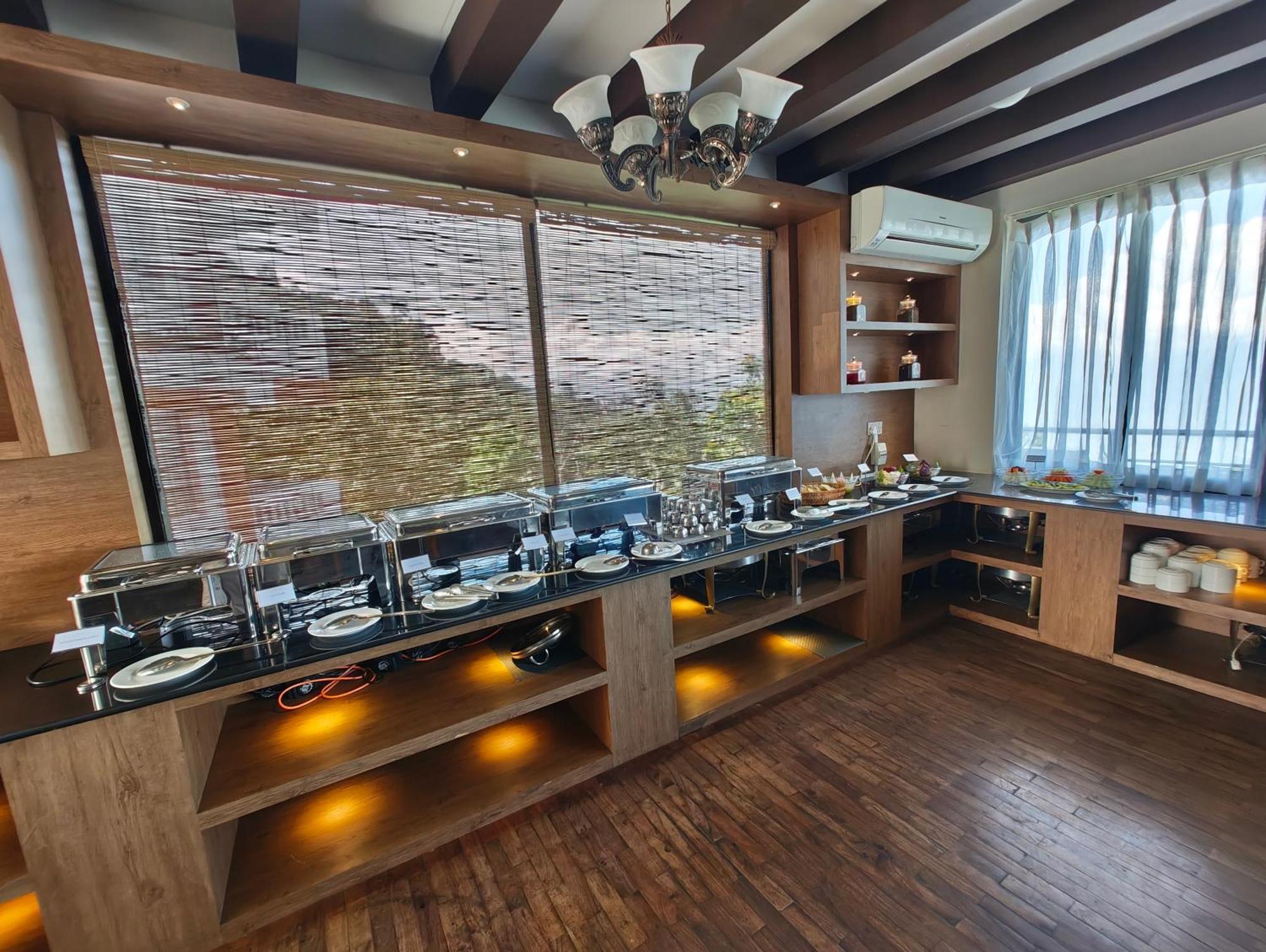 Hotel Himalayan Villa Нагаркот Екстер'єр фото